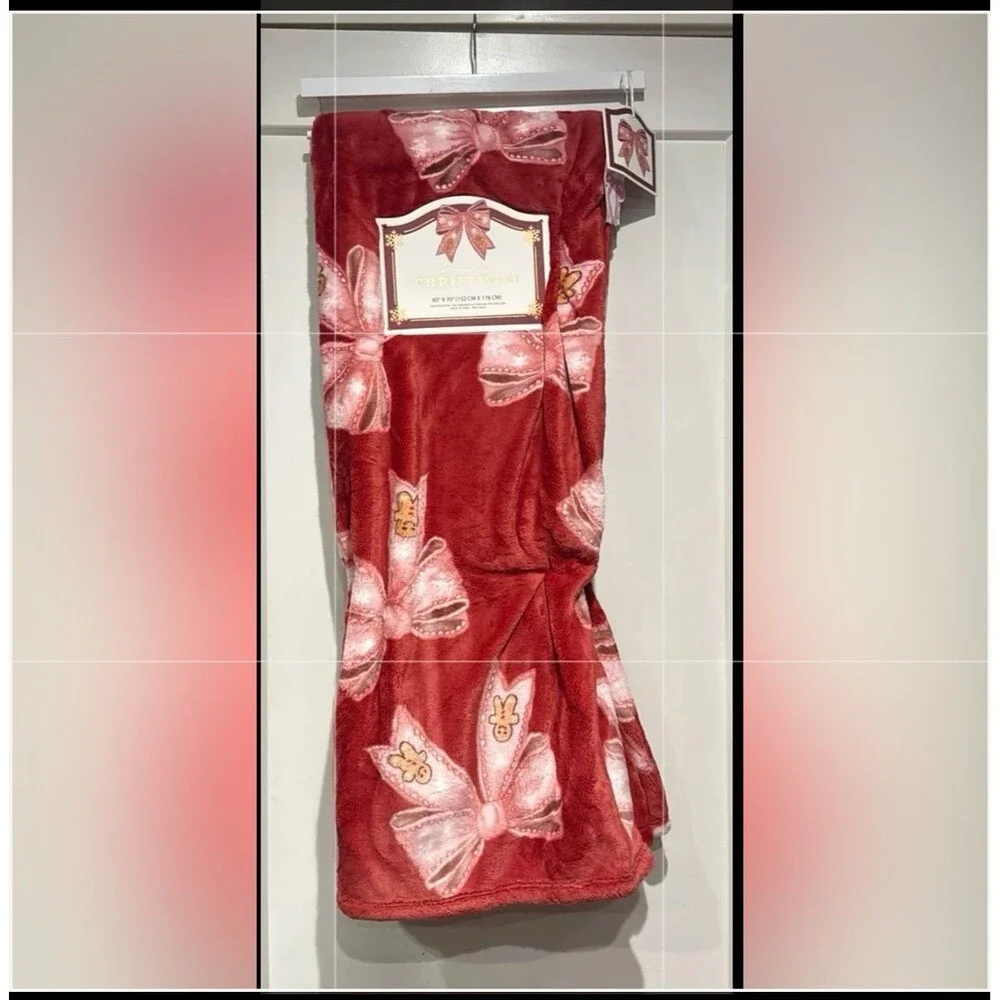 New Christmas Pink Bow Gingerbread  Blanket
